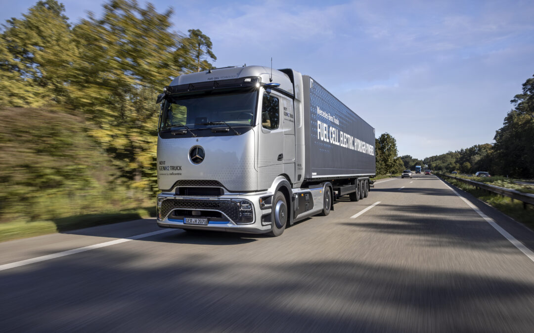 Dachser nasadí první nákladní vozidla nové generace na kapalný vodík od Daimler Truck